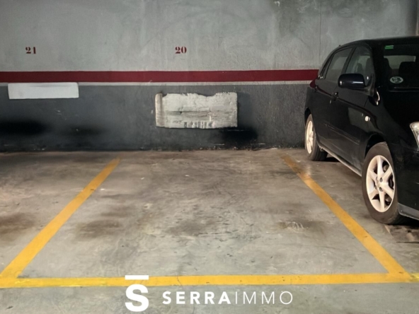 Ref. 6361 - Plaça de aparcamiento para coche mediano cerca del centro