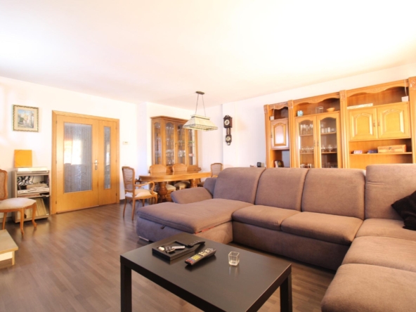 Ref. 05-7334/1086 - Casa cantonera en venda a Vilanova i la Geltrú
