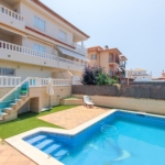Ref. 56-0021/5106 - Semi-detached house with garden and pool in Mas d'en Serra
