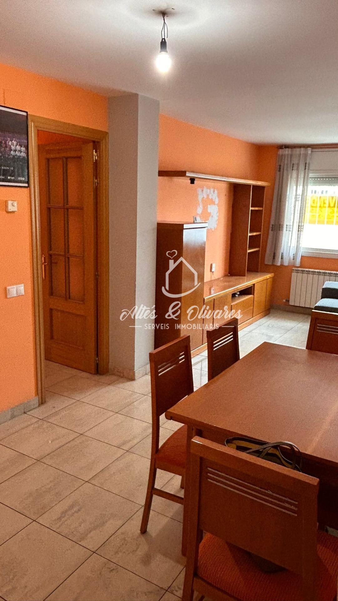 Ref. AO2518/12257 - EXTRAORDINARY APARTMENT IN THE HEART OF SANT PERE DE RIBES. Parking and storage included!