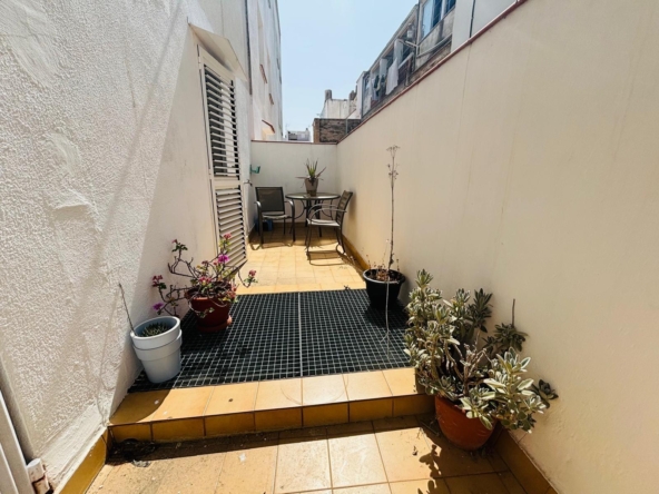 Ref. 25-5458/1468 - 5-bedroom apartment next to the main promenade
