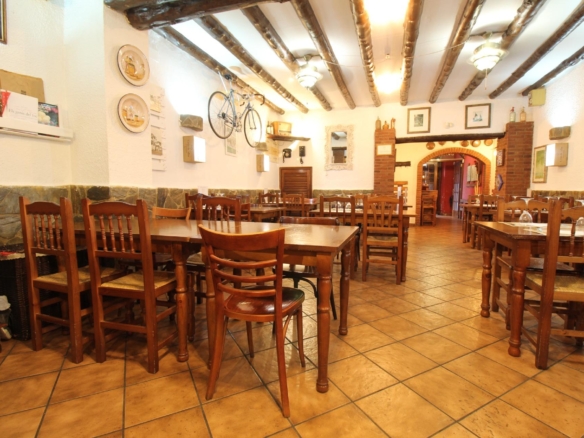 Ref. 05-3439/1086 - Restaurante en traspaso en Vilanova i la Geltrú