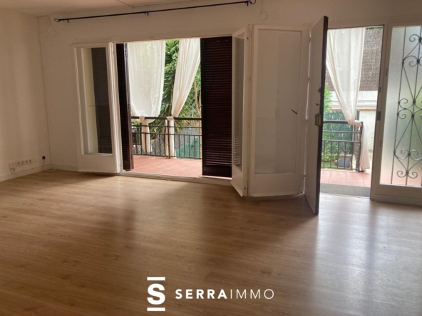 Ref. 6409 - Casa adosada con Jardín en alquiler en Vallpineda