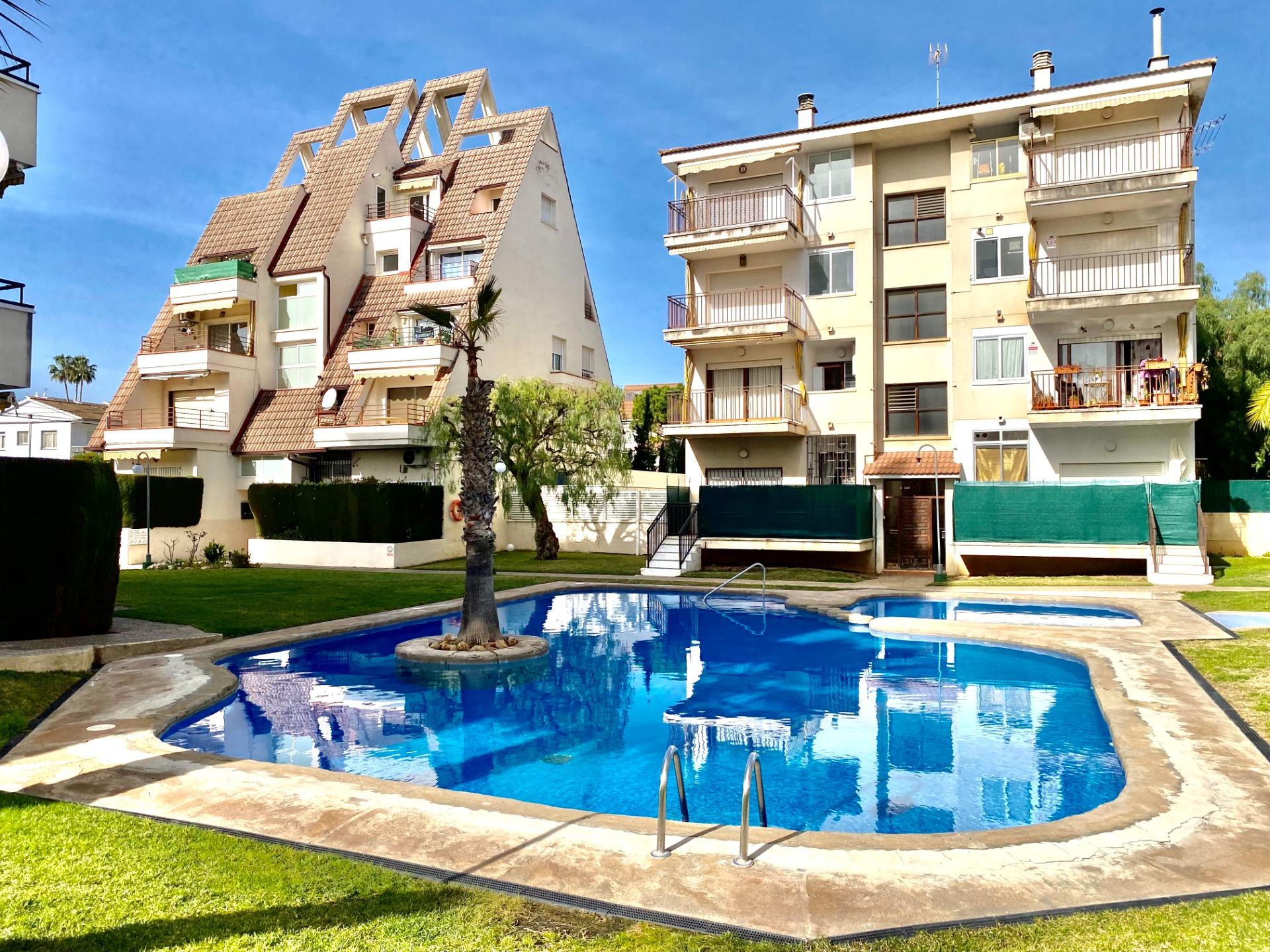 Ref. 63-RIBERA/5436 – RIBERA GARDEN, zona comunitaria con piscina