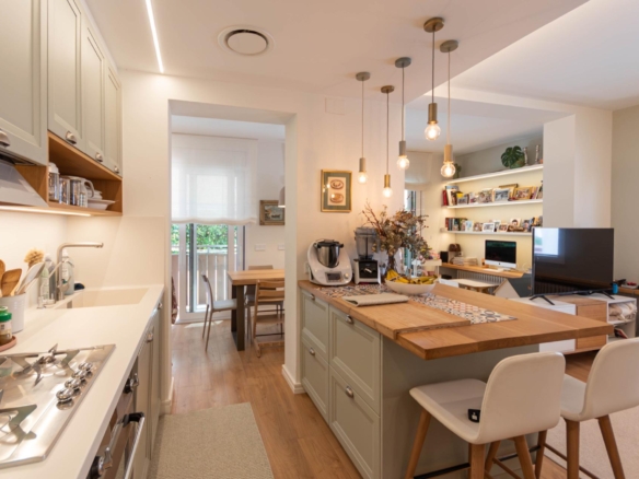 Ref. 11324/1045 - Apartment in Vista Alegre area in Sitges with high-quality finishes