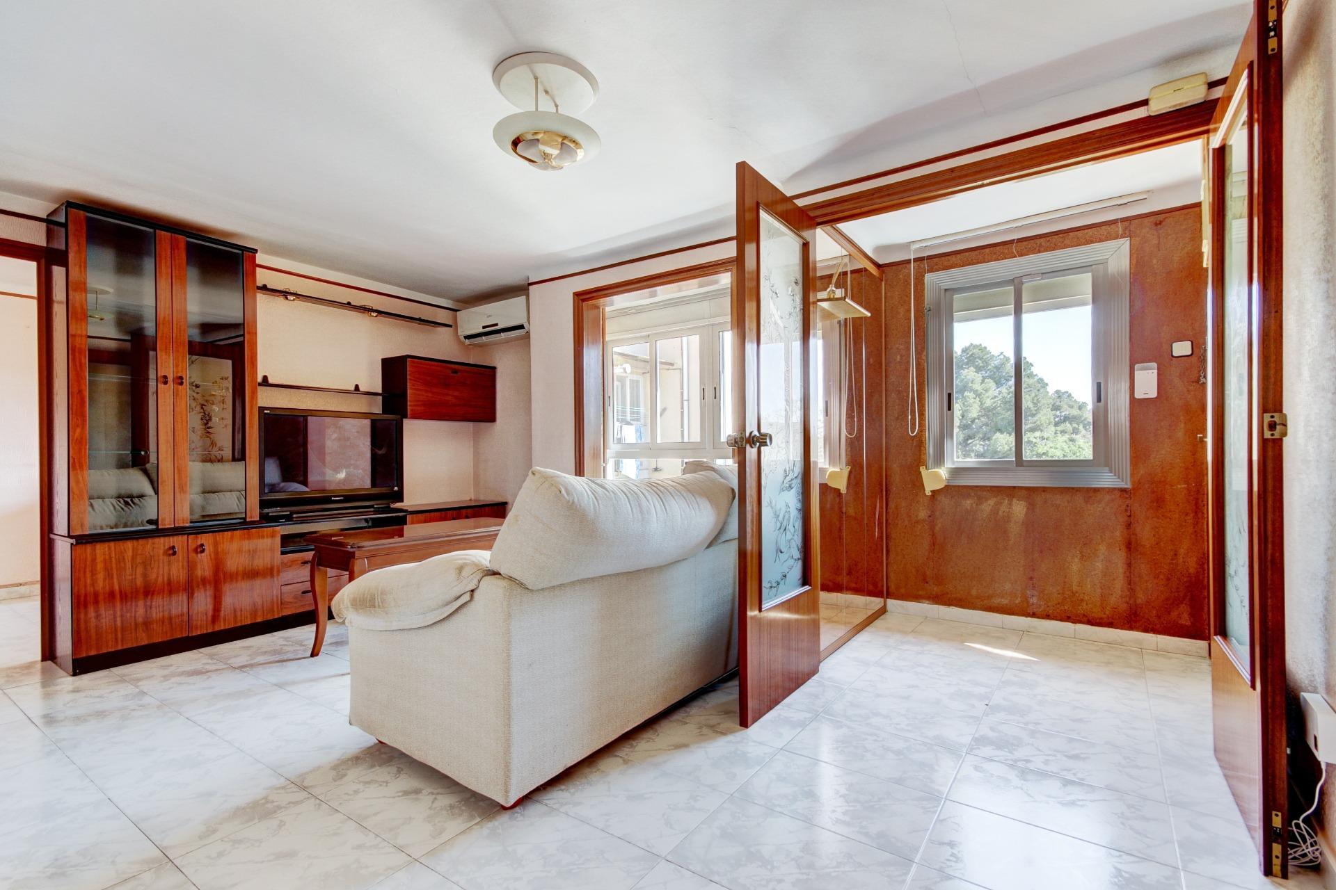 Ref. 56-0018/5106 – Piso luminoso y bien ubicado en Vilanova i la Geltrú – Zona Armanyà