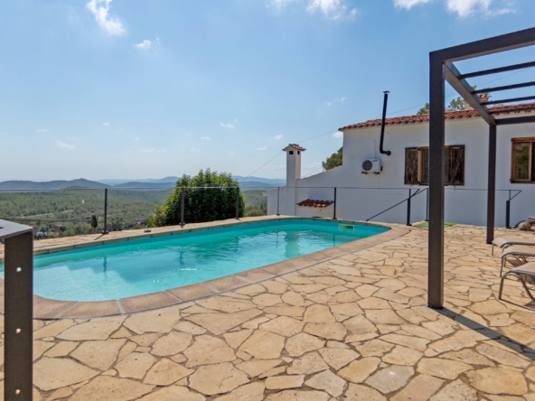 Ref. 88-GEA-LLEBEIG/10970 - Casa unifamiliar a Plana Novella – Una vida en plena natura.