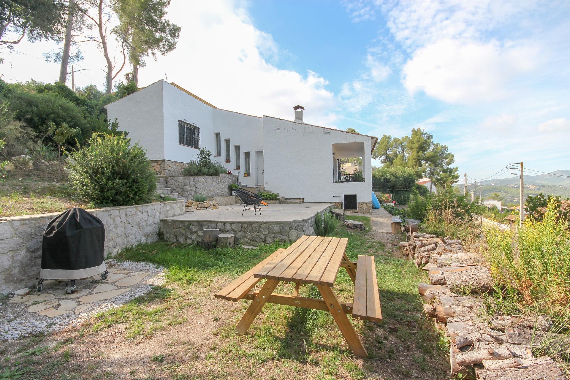 Ref. 56-0032/5106 – Casa en Mas Mestre de Olivella con preciosas vistas. Licencia Turística.
