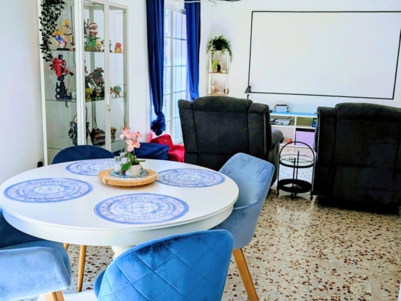 Ref. PI25-09008-RQ/1498 - PISO EN EL CENTRO LES ROQUETES 1º PLANTA SIN ACENSOR CON BALCÓN Y PATIO