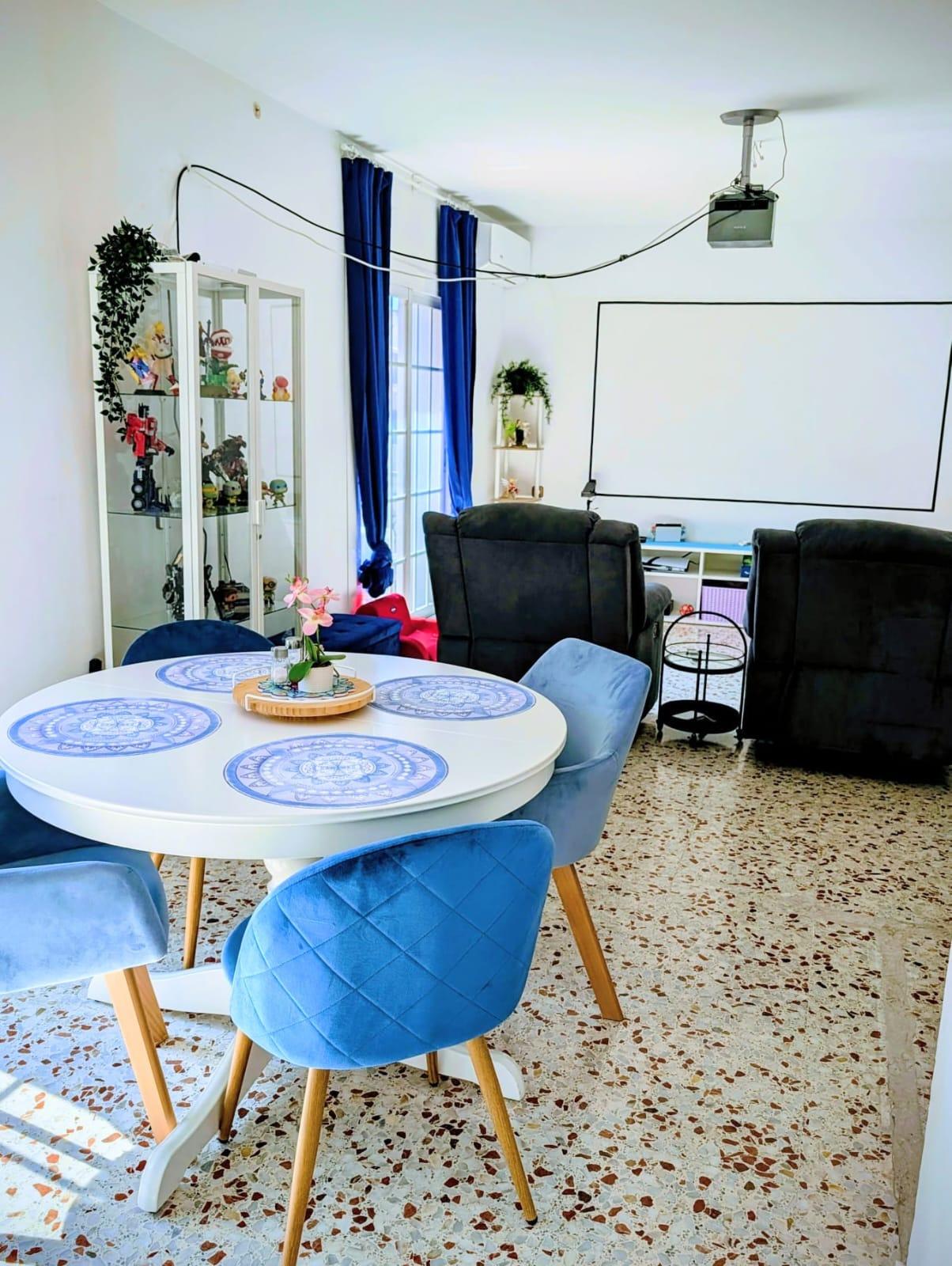 Ref. PI25-09008-RQ/1498 – PISO EN EL CENTRO LES ROQUETES 1º PLANTA SIN ACENSOR CON BALCÓN Y PATIO