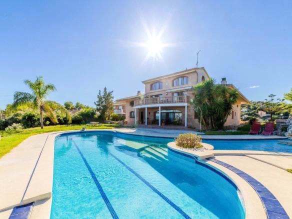 Ref. 12-VCUB37/1087 - VILLA EN PLENA NATURALEZA EN CUBELLES
