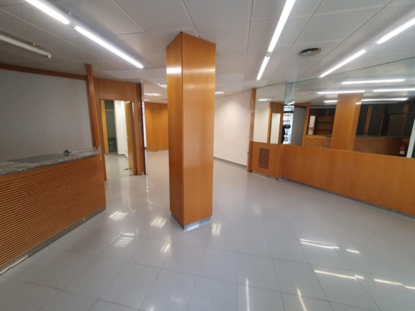 Ref. 53RJUMARTI75/5459 - LOCAL A LLOGUER VILAFRANCA DEL PENEDÈS