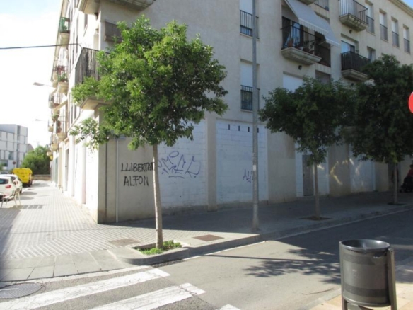 Ref. 53RJUMALL8/5459 - LOCAL IN VILANOVA I LA GELTRU FOR SALE