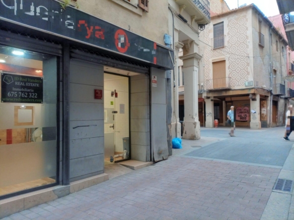 Ref. 53RJUMARTI84/5459 - LOCAL EN LLOGUER AL CENTRE DE VILAFRANCA DEL PENEDÈS