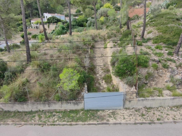 Ref. 18-02615/1266 - Parcela Urbana en venta con vistas al parque natural