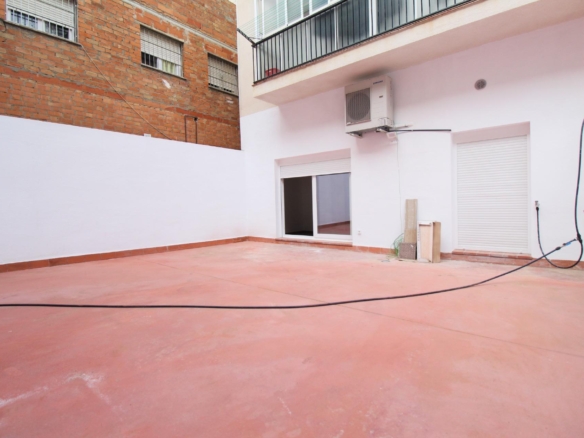 Ref. 5-2412/1086 - Newly built ground floor apartment with garage and patio for sale in Sant Pere de Ribes, Les Roquetes