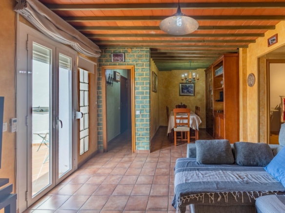 Ref. 86-2550/9791 - Piso con terraza privada en Les Roquetes – Les Llunes