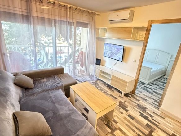 Ref. 61-PV327/5142 - Pis Reformat Primera Línia de Mar, Vilanova i la Geltrú