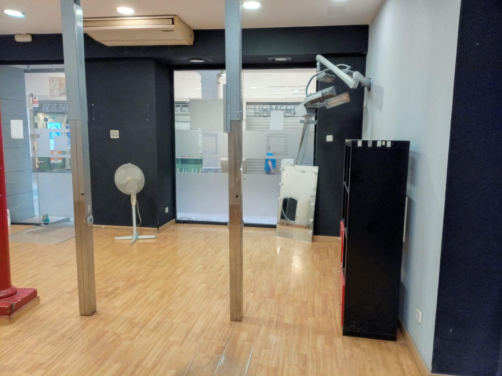 Ref. 53RJUMARTI84/5459 – LOCAL EN ALQUILER EN EL CENTRO DE VILAFRANCA DEL PENEDÈS