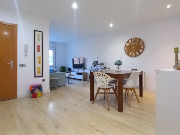 Ref. PV914/1259 - Encantador piso reformado en Vilanova i la Geltrú – Calle Josep Coroleu