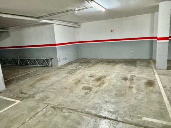 Ref. 05-7709/1086 - Plaça d´aparcament en venda a VIlanova i la Geltrú, parc Samà