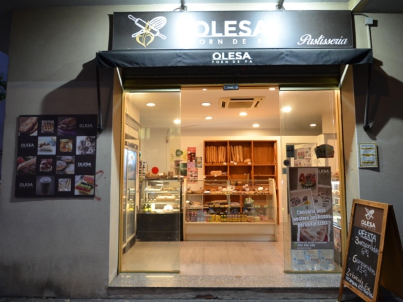 Ref. 03-22514/1098 - Per a emprenedors! Traspàs de forn i pastisseria