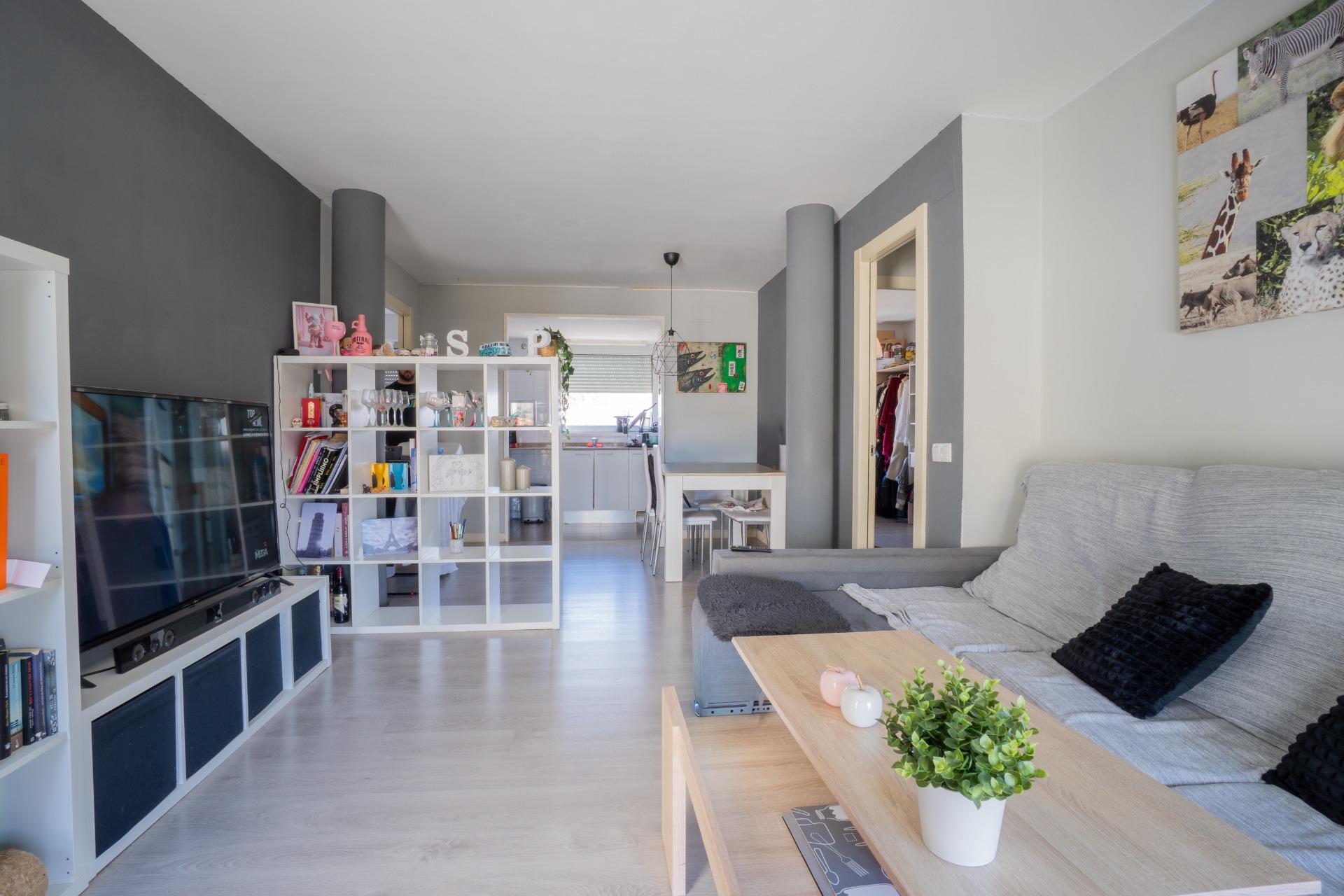 Ref. RS3600142/1682 – Oportunidad Única en Sant Pere de Ribes: Moderno Piso con Parking en Les Roquetes-Ayuntamiento