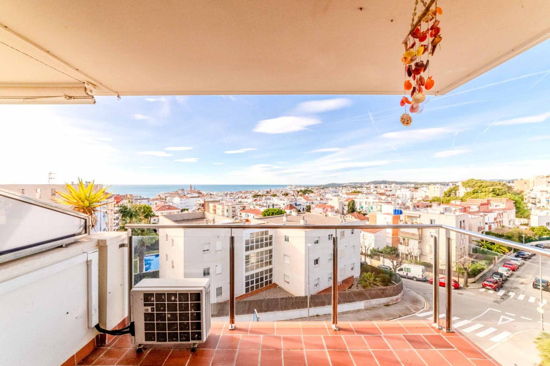 Ref. 12-VSIT2542/1087 – VISTAS AL MAR, LUZ Y TRANQUILIDAD EN SITGES