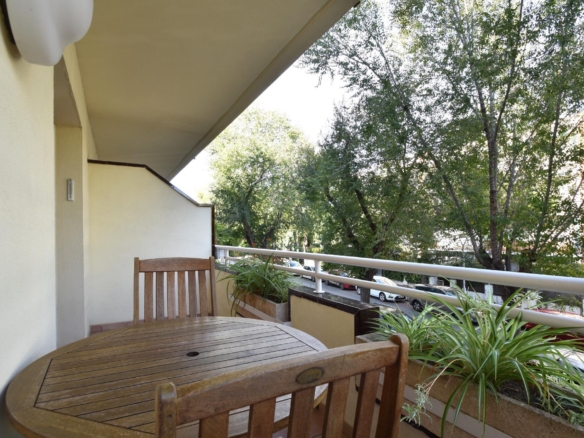 Ref. 03-5334/1098 - Piso en venta en la playa de Vilanova