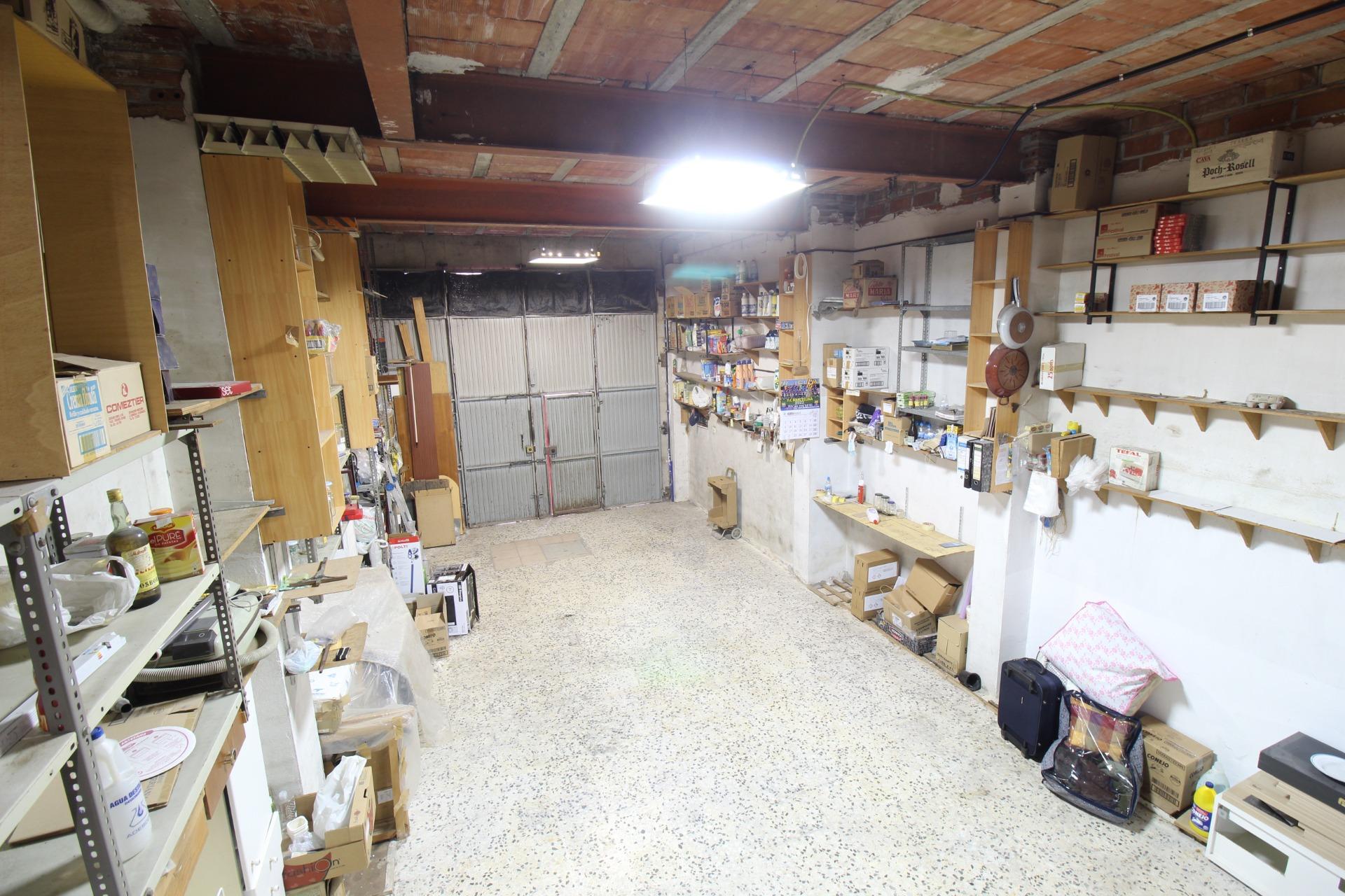 Ref. 05-8006/1086 – Local comercial en venta en Vilanova i la Geltrú, c. Bailen