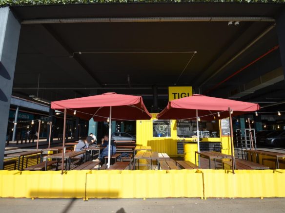 Ref. 03-22540/1098 - Food Truck en traspàs