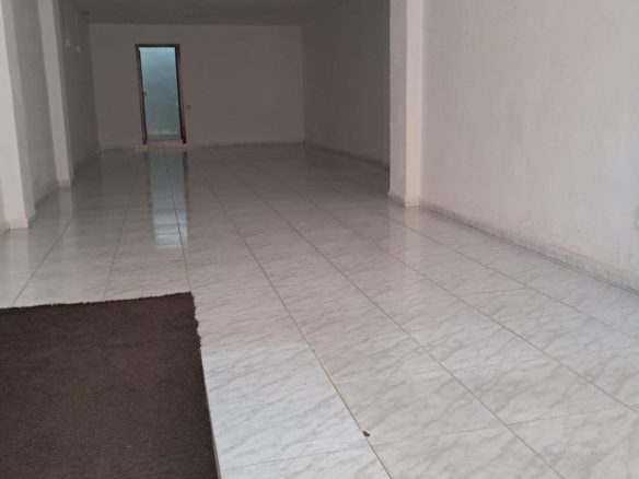 Ref. 73-LV-384/6143 - Local en venda carrer Bruc