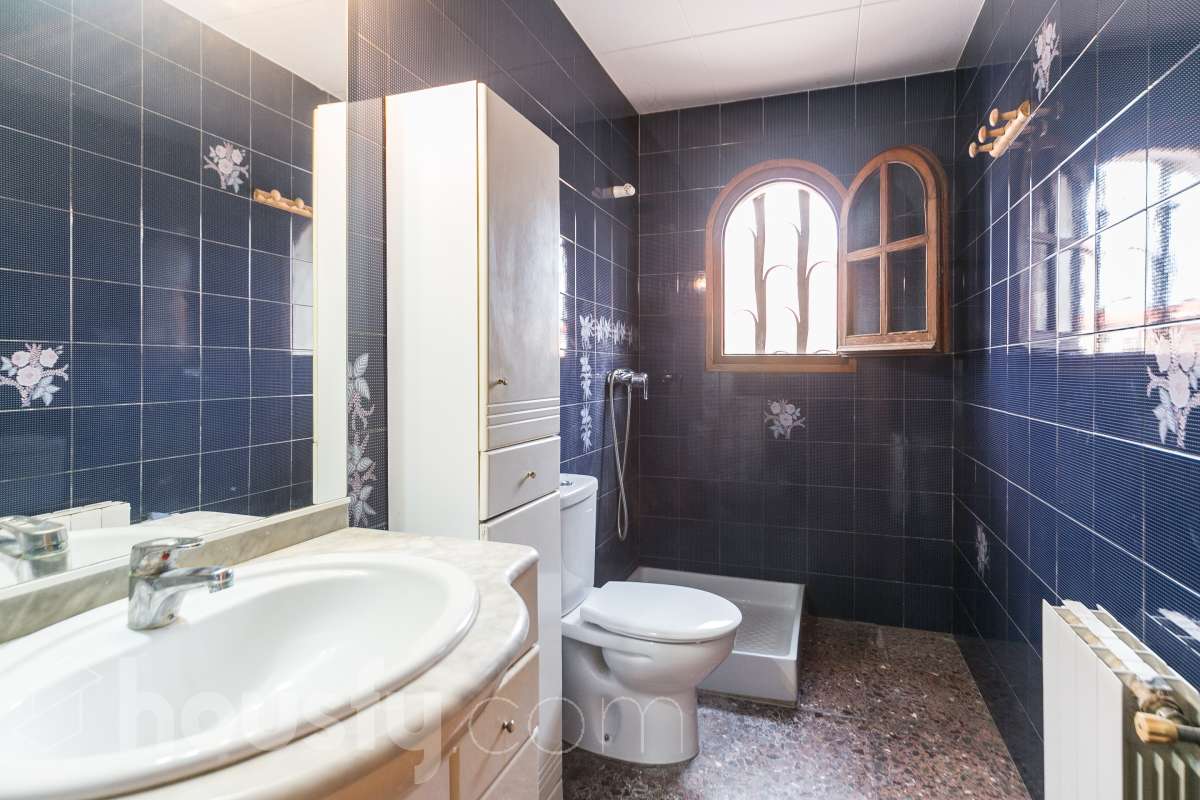 1200