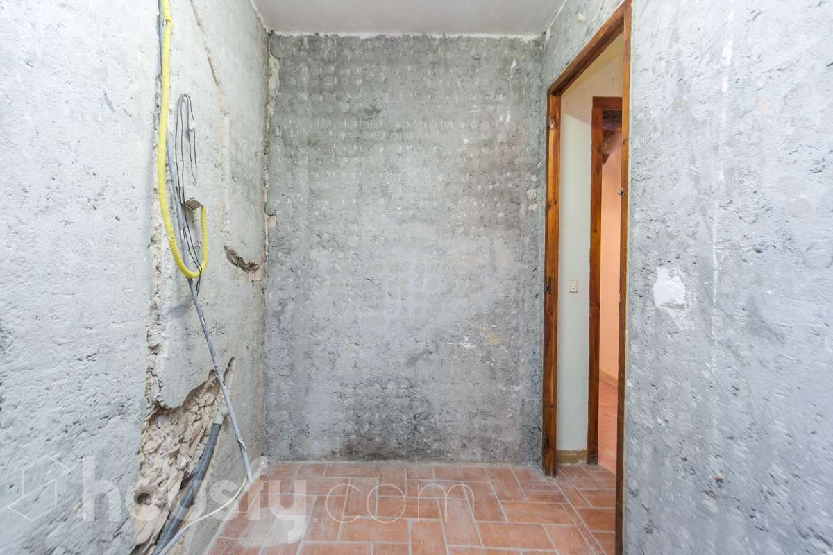 1200