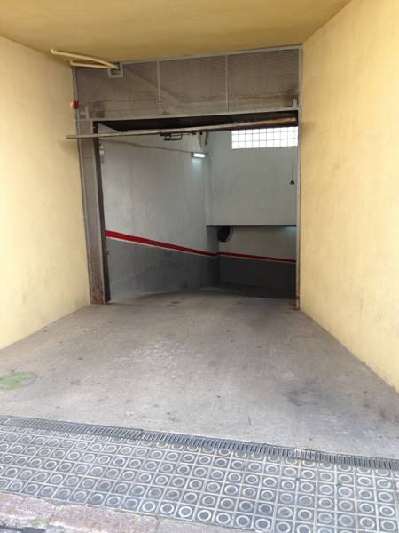 Ref. 5-3585/1086 – Parking space for sale in Vilanova i la Geltrú, c. col.legi