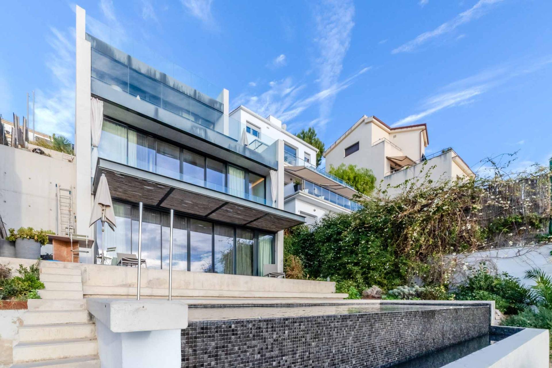 Ref. 12-VSIT2513/1087 – ARQUITECTURA DE AUTOR CON VISTAS INFINITAS AL MAR Y A SITGES