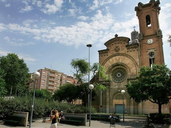 Ref. 2-23-A/2020 - Commercial premises for rent