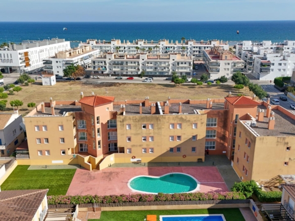 Ref. 14-5292/1213 - APARTMENT ON CUBELLES BEACH - CLOT DEL BASSÓ