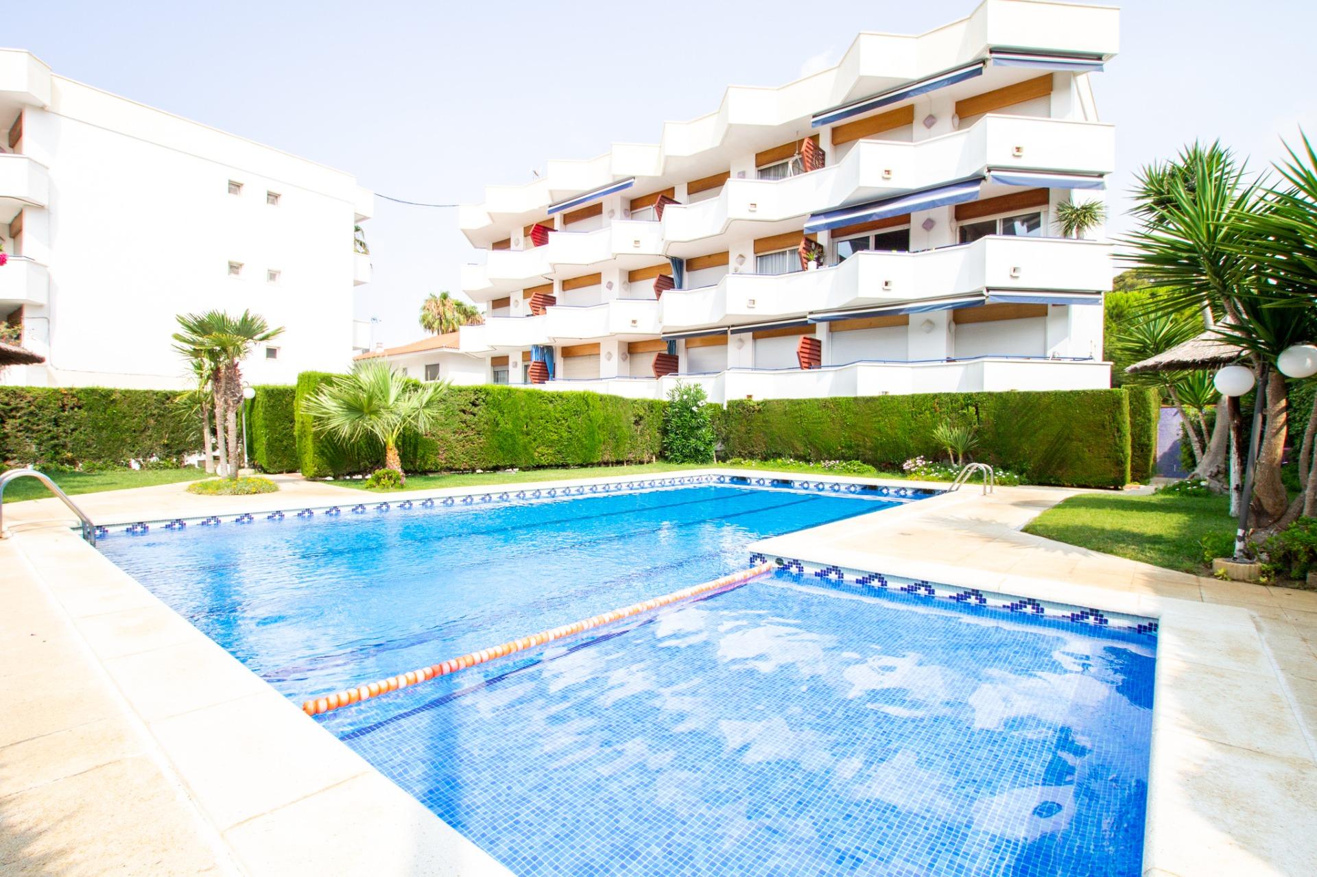 Ref. 55-MILA/5351 – Piso con jardín y piscina en el exclusivo barrio del Vinyet, Sitges