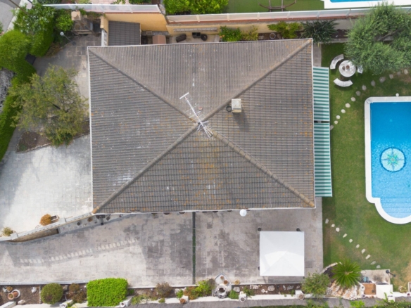 Ref. 88-GEA-ROCA/10970 - Gran casa independent amb llicència turística a Cunit Residencial – Ideal per a dues famílies o inversió