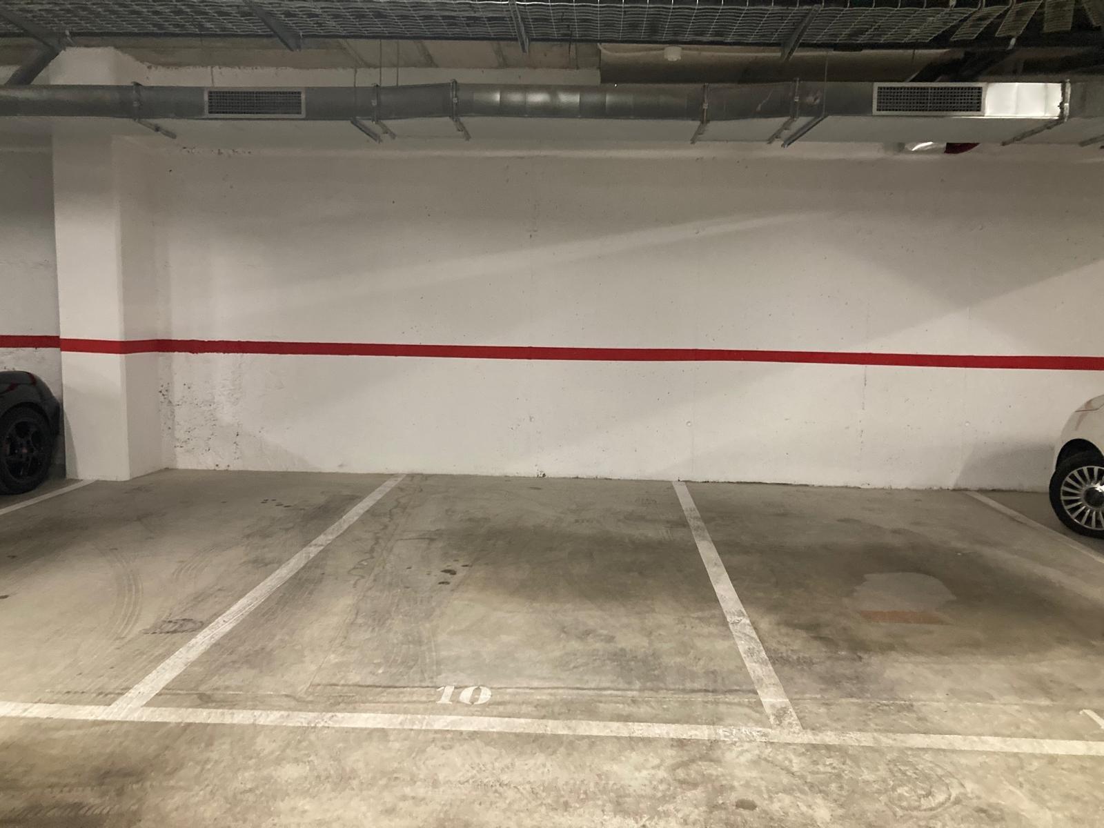 1600