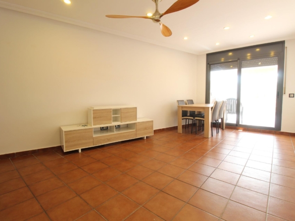 Ref. 05-6281/1086 - Ground floor apartment for sale in Vilanova i la Geltrú, Fisa area