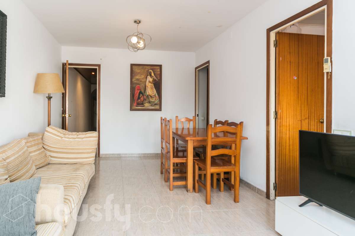 Ref. 930573 – Spacious 5-bedroom apartment in Vilafranca del Penedès