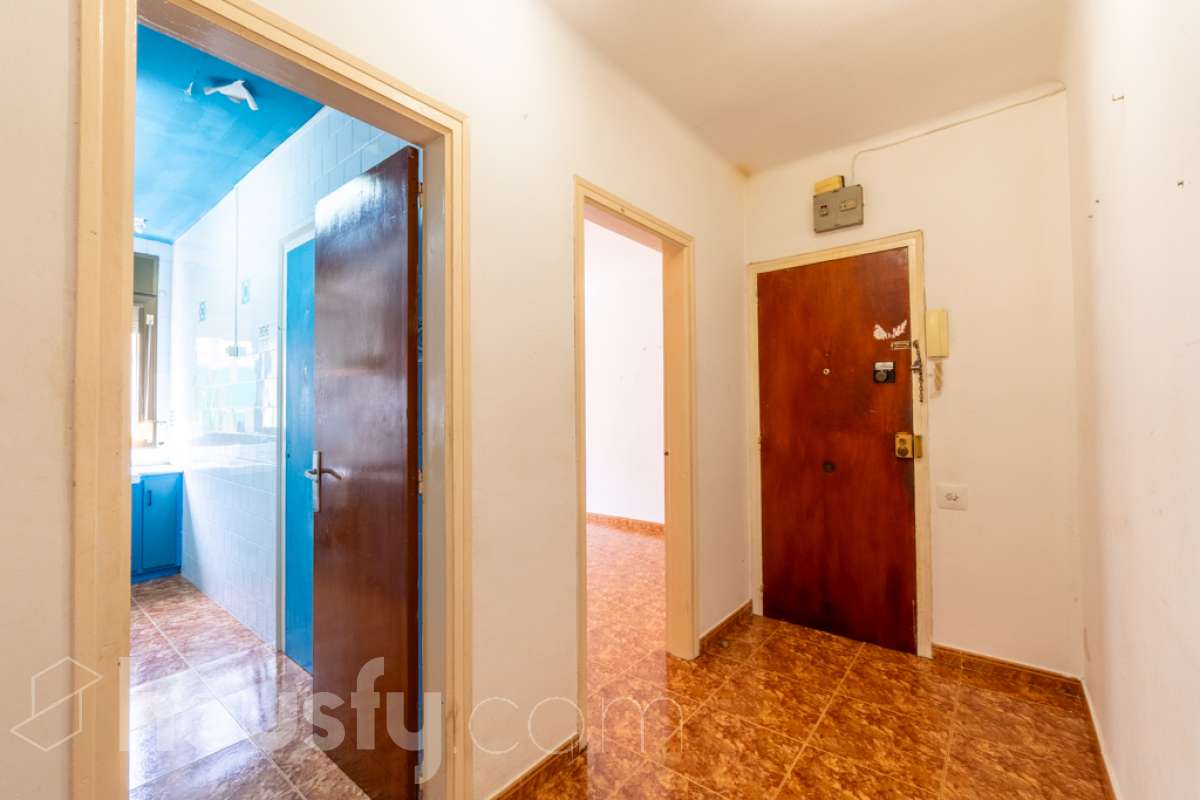 1200