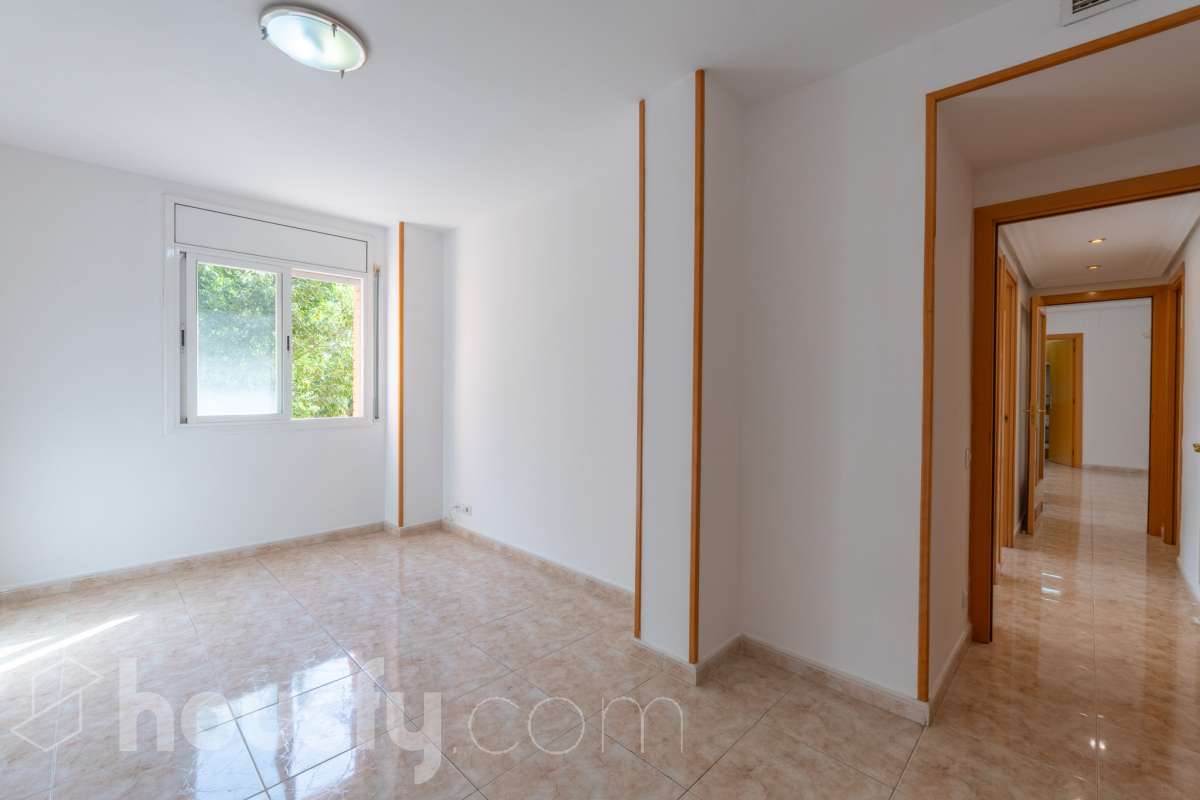 1200