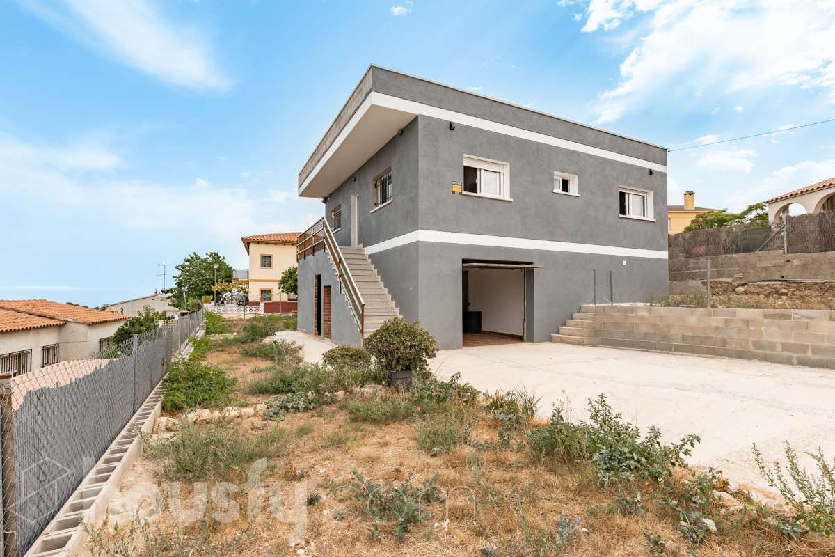 Ref. 990658 –