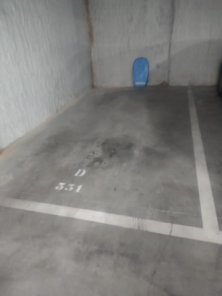 Ref. 05-7261/1086 – Plaza de aparcamiento en VIlanova i la Geltrú, zona St Jordi, c. Cristofol Raventos Soler