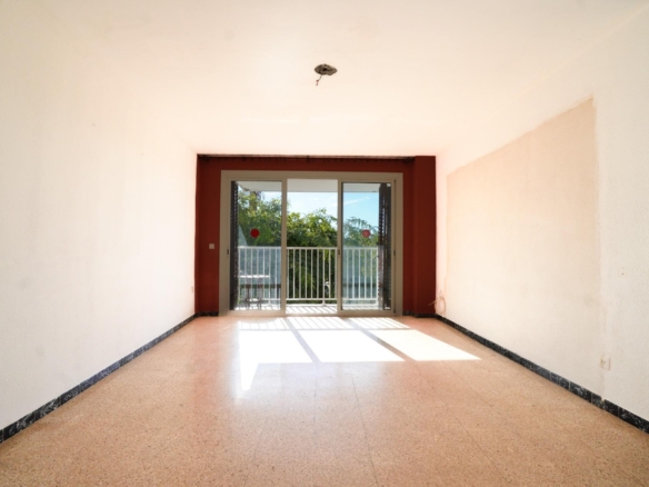 Ref. RS3600138/1682 - First line of the sea: spaciousness, location and Mediterranean essence