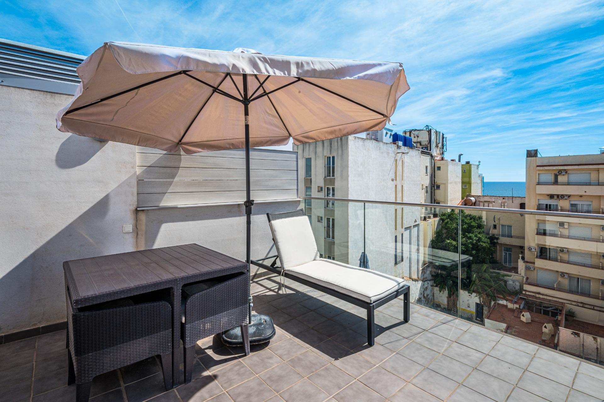 Ref. 18-02675/1266 – APARTAMENTO con solarium en el CENTRO