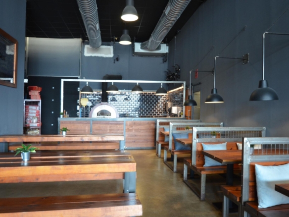 Ref. 03-22553/1098 - OPORTUNIDAD ÚNICA DE INVERSIÓN: GRAN BAR RESTAURANTE A PLENO RENDIMIENTO EN VILANOVA Y LA GELTRÚ